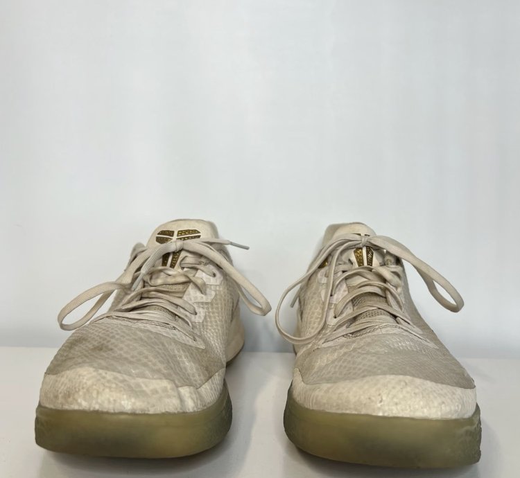 Nike Mamba Focus Metallic Gold White Low Top Basketball Sneaker Mens Size 12 Kobe