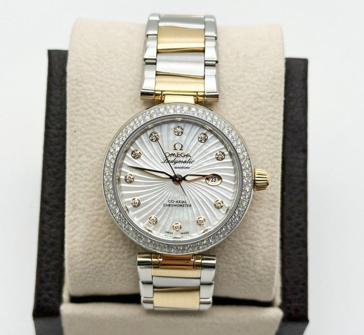 Omega De Ville Ladymatic 425 25 34 20 55 002 Mop Diamonds 18k Yellow Gold Steel