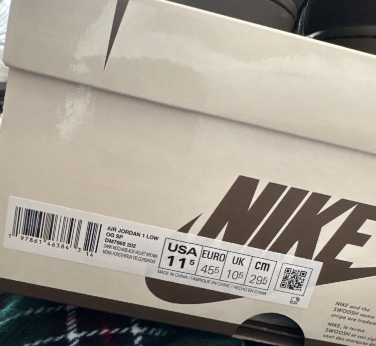 Travis Scott Air Jordan 1 Retro Og Sp Low Velvet Brown