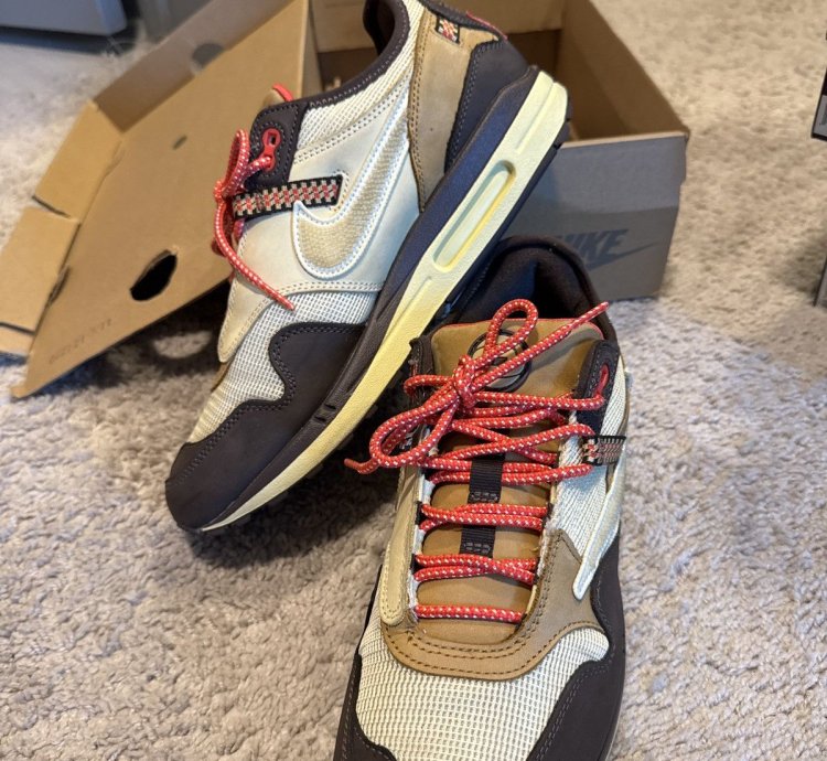 Travis Scott Air Max 1