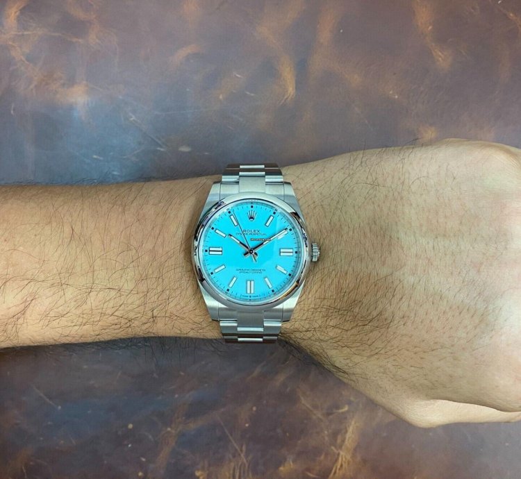 Rolex Oyster Perpetual 41 Steel Turquoise Dial Mens Watch Box Papers 21 124300