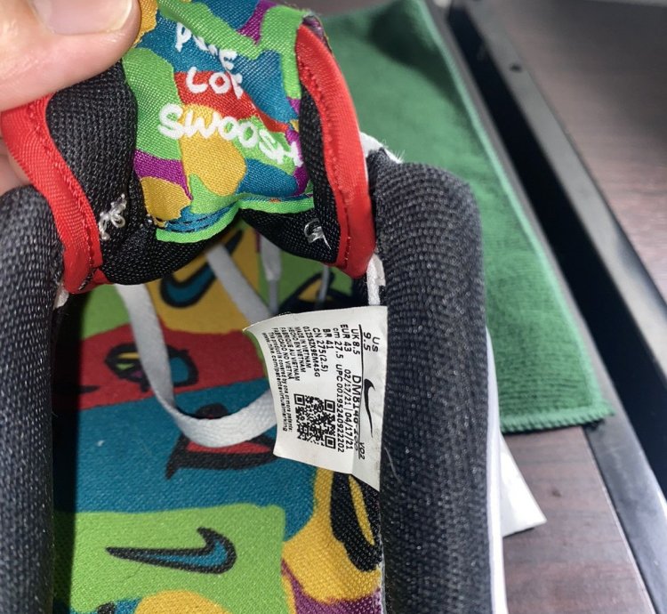 Air Force 1 07 Lv8 3 Peace Love Nike