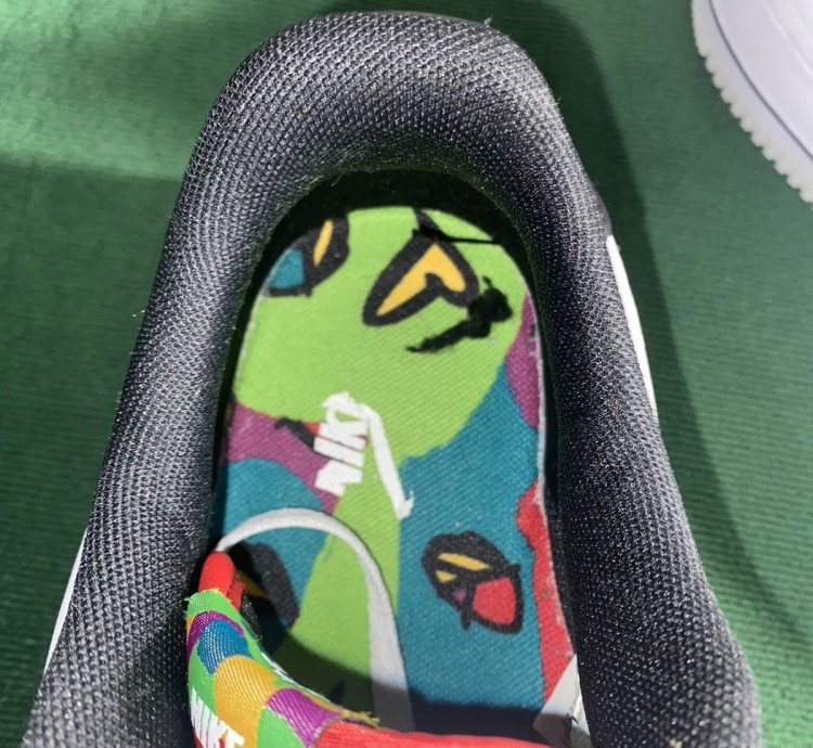 Air Force 1 07 Lv8 3 Peace Love Nike