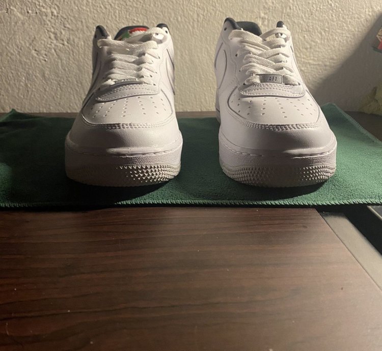 Air Force 1 07 Lv8 3 Peace Love Nike