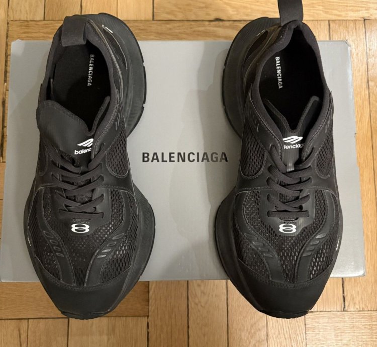 Balenciaga Circuit Sneaker