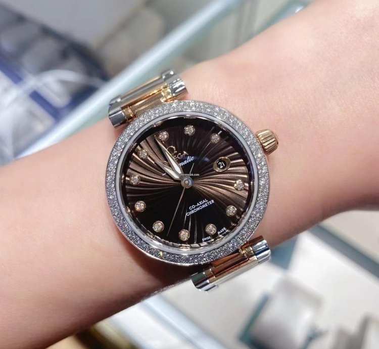 Omega De Ville Ladymatic Co-axial