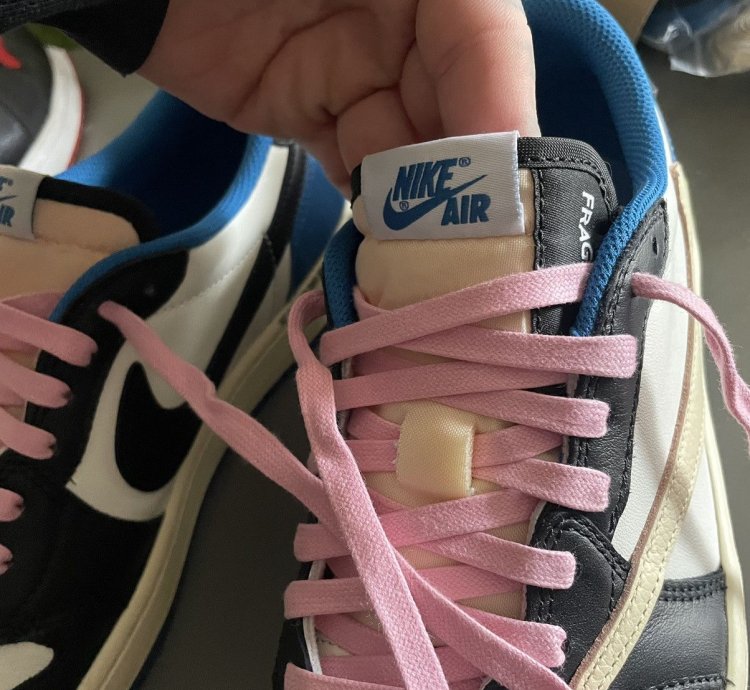 Travis Scott Fragment Jordan 1 Lows