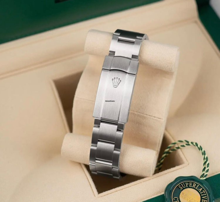 Rolex Oyster Perpetual 41 Turquoise Blue Dial 124300 Oyster Bracelet In Stock