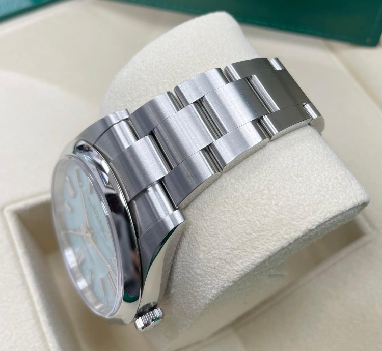 Rolex Oyster Perpetual 41 Unworn Oyster Perpetual 41mm 124300 Turquoise Index Dial Oyster Bracelet
