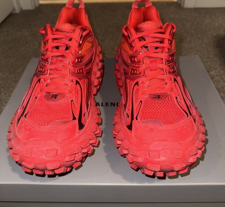 Balenciaga Defender