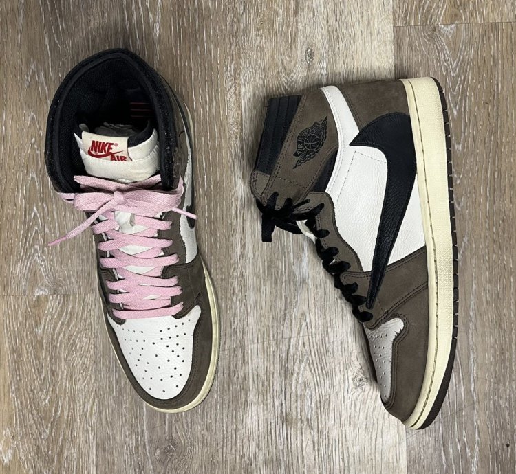 Travis Scott Jordan 1 High Og