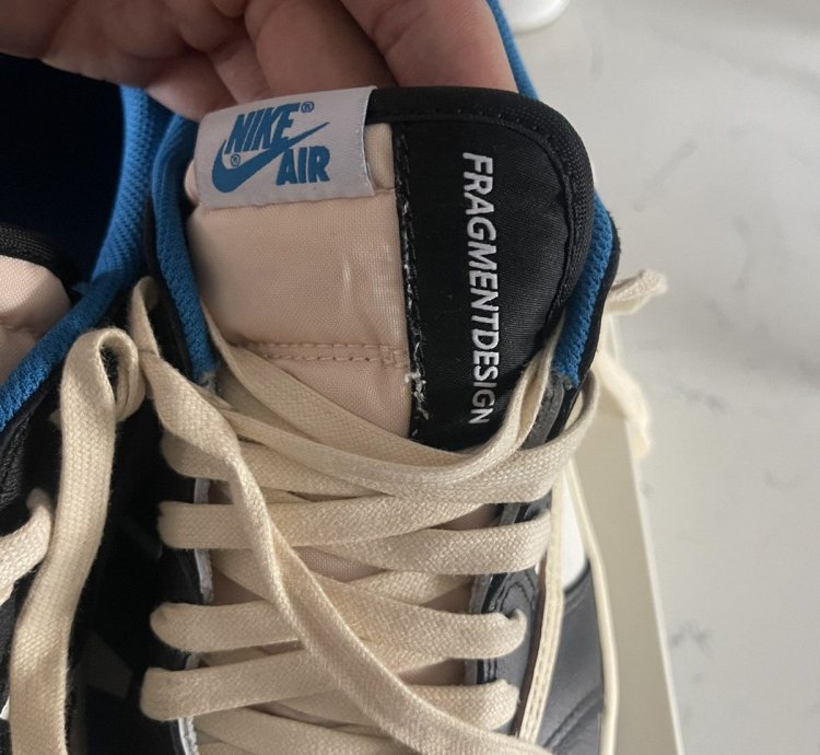 Travis Scott Jordan 1 Low