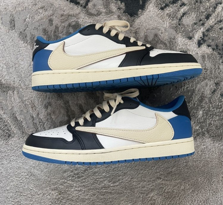 Travis Scott Jordan 1 Low