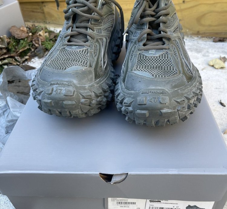 Balenciaga Defenders
