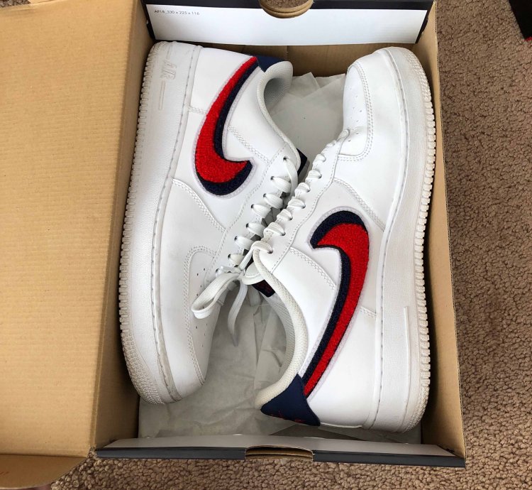 Air Force 1 07 Lv8 Chenille Swoosh