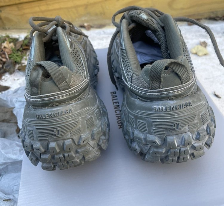 Balenciaga Defenders