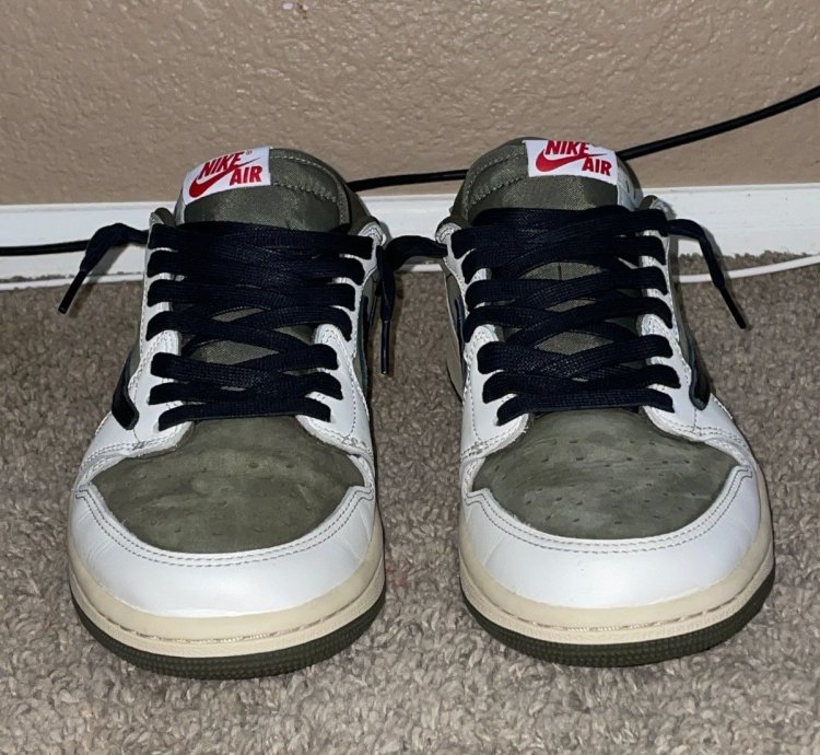 Travis Scott Jordan 1 Low Medium Olive