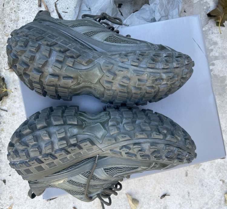 Balenciaga Defenders