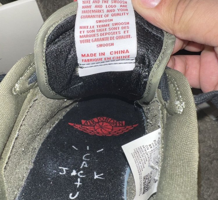 Travis Scott Jordan 1 Low Medium Olive