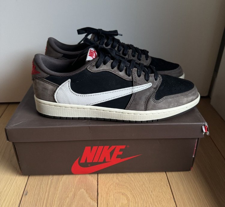Travis Scott Jordan 1 Low Retro Og Sp Mocha