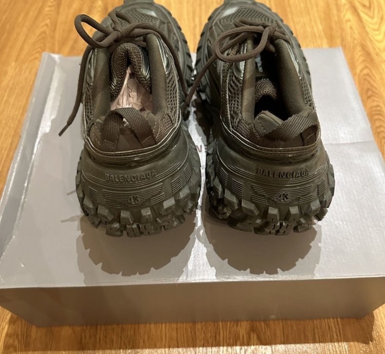Balenciaga Defenders Sneakers Green
