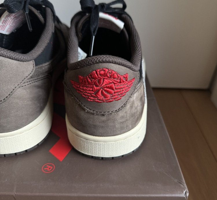 Travis Scott Jordan 1 Low Retro Og Sp Mocha