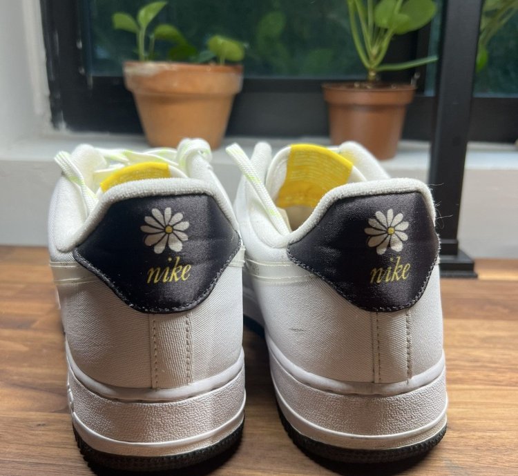 Air Force 1 07 Lv8 Daisy Pack