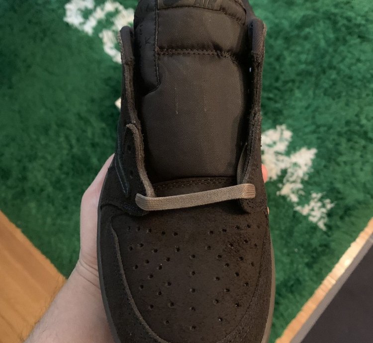 Travis Scott Jordan 1 Low Velvet Brown