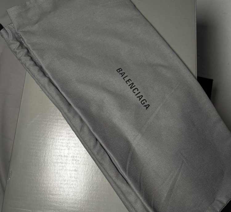 Balenciaga Drive Sneakers