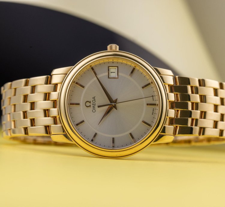 Omega De Ville Prestige Quartz Ref 41103100 18k Yellow Gold
