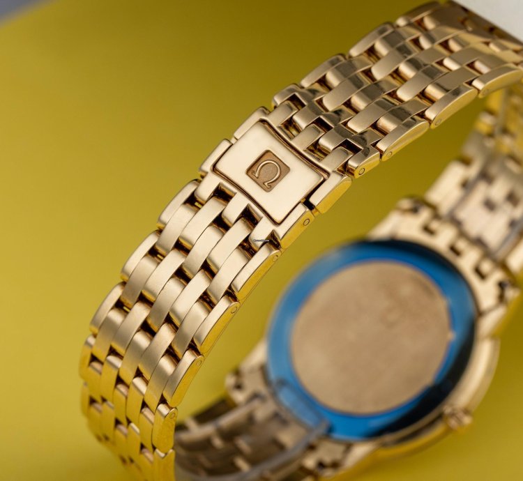 Omega De Ville Prestige Quartz Ref 41103100 18k Yellow Gold
