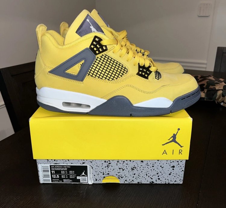 Air Jordan 4 Retro Lightning