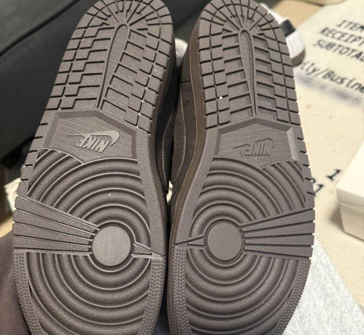 Travis Scott Jordan 1 Low Velvet Mocha Brown
