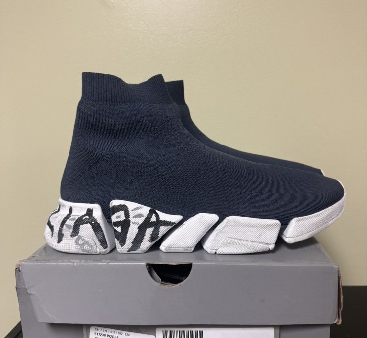 Balenciaga Graffiti Knit Runner