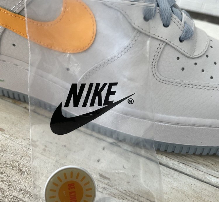 Air Force 1 07 Lv8 Kindness Day