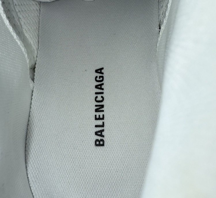 Balenciaga High Top Runner Sneaker White 43