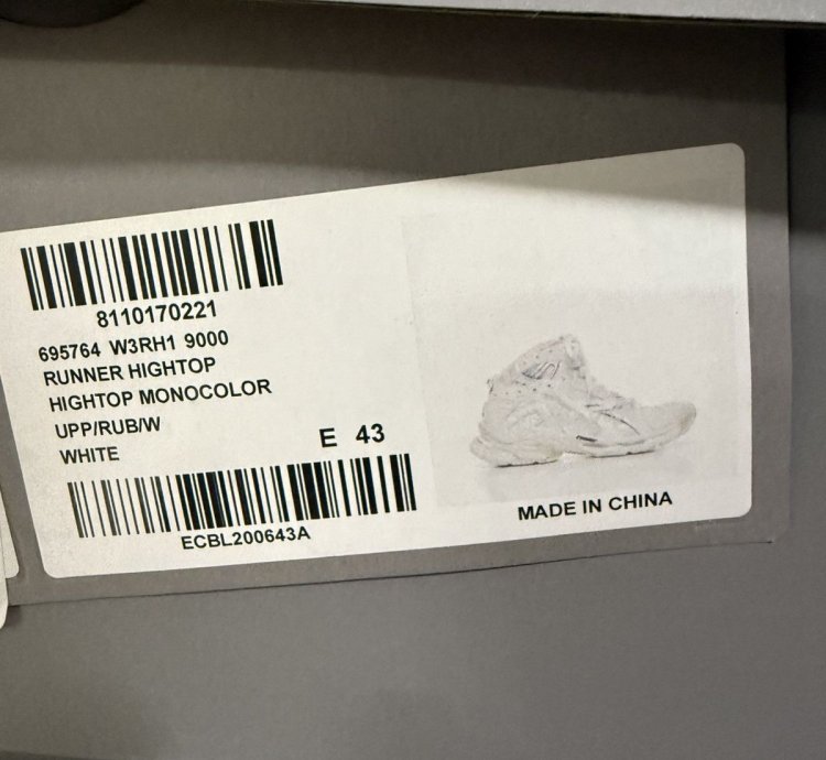Balenciaga High Top Runner Sneaker White 43