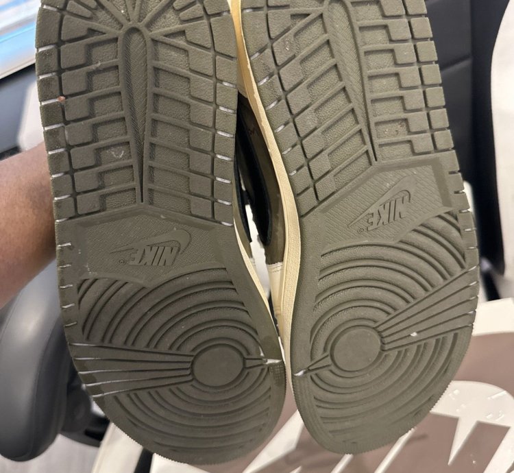 Travis Scott Jordan 1 Reverse Olive Cactus Jaxk