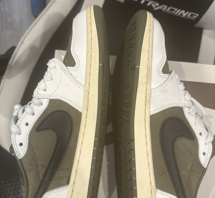 Travis Scott Jordan 1 Reverse Olive Cactus Jaxk