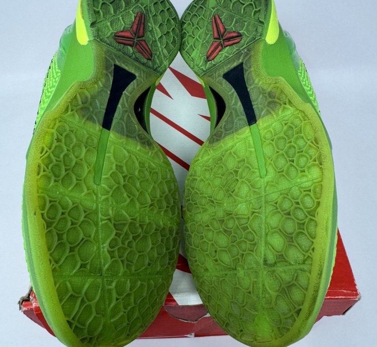 Nike Zoom Kobe 6 Protro Grinch 2020