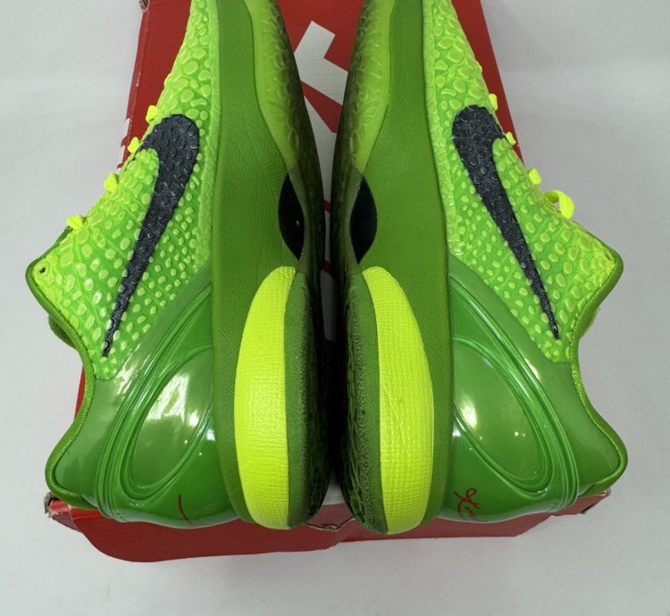 Nike Zoom Kobe 6 Protro Grinch 2020