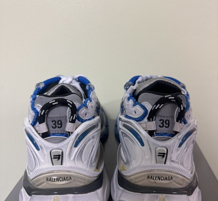 Balenciaga Low Top Runner Blue