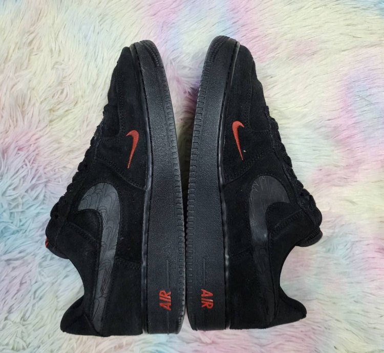 Air Force 1 07 Lv8 Reflective Crimson