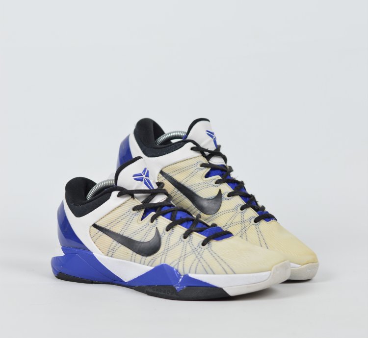Nike Zoom Kobe 7 System Supreme Concord 2011