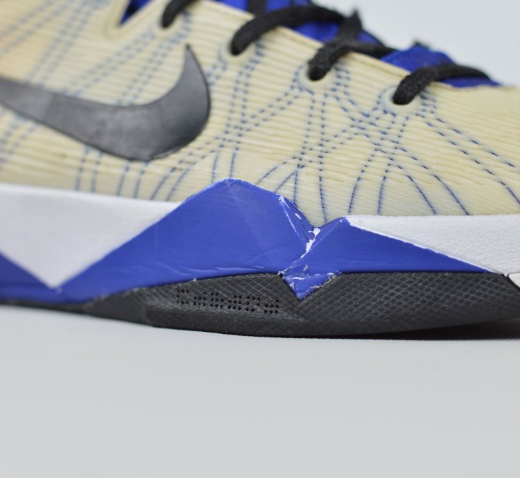 Nike Zoom Kobe 7 System Supreme Concord 2011