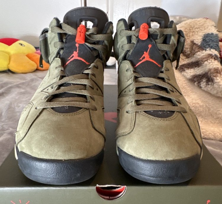 Travis Scott Jordan 6 Olive Color-way