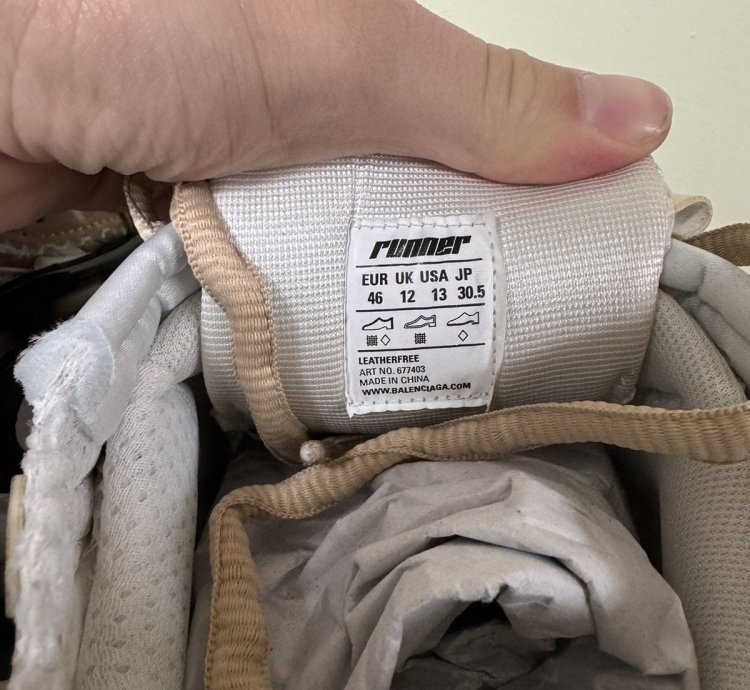 Balenciaga Low Top Runners Khaki