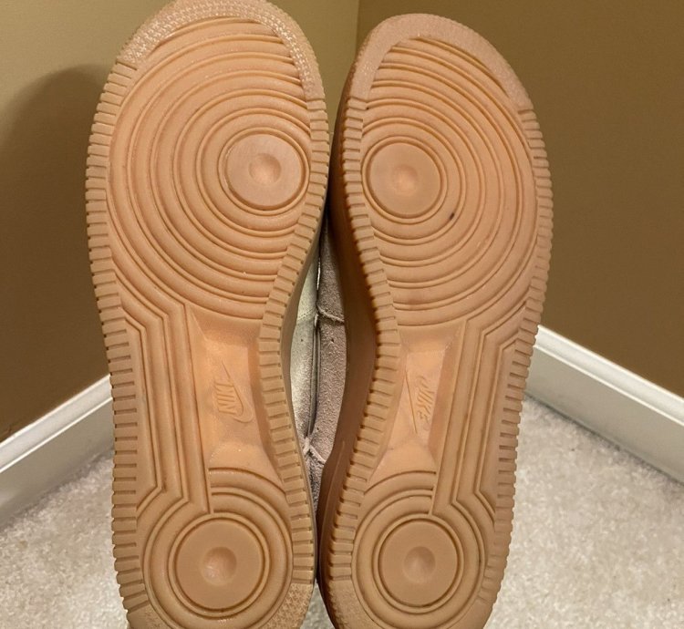 Air Force 1 07 Lv8 Suede Mushroom