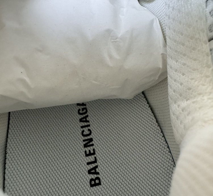 Balenciaga Low Top Runners White