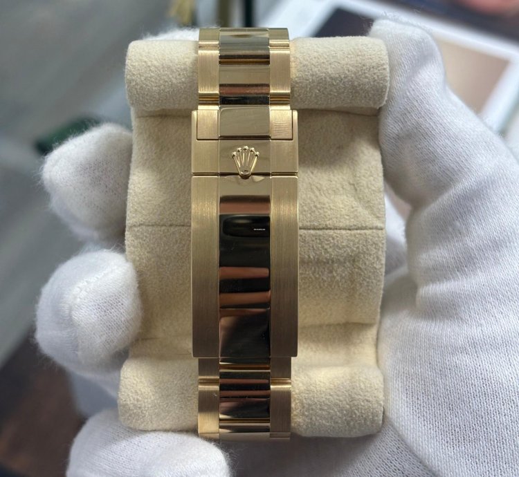 Rolex Sea-dweller Deepsea 44 Yellow Gold Oyster Unworn Box And Papers 2024